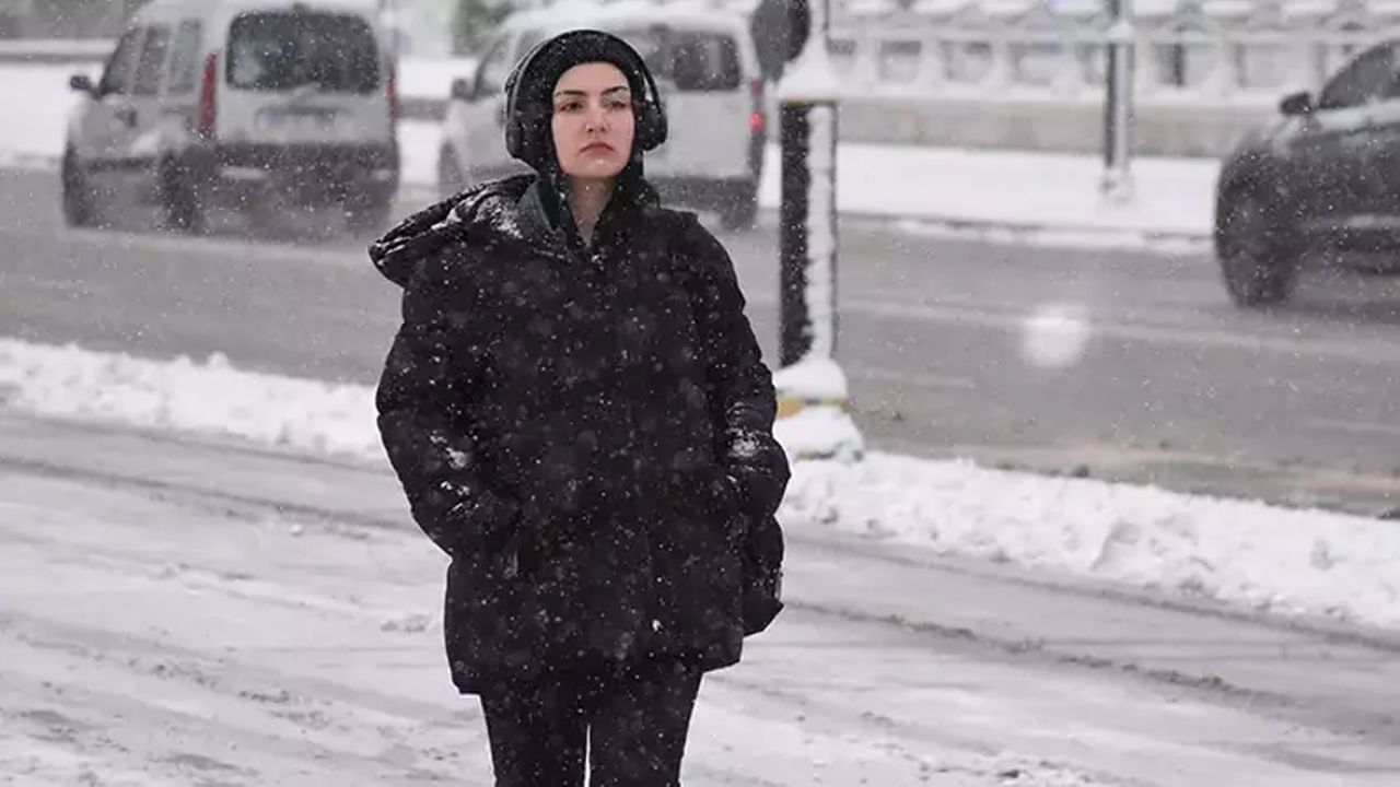 Bayramda hava tersine dönüyor: Kar, sağanak ve ani düşüş uyarısı