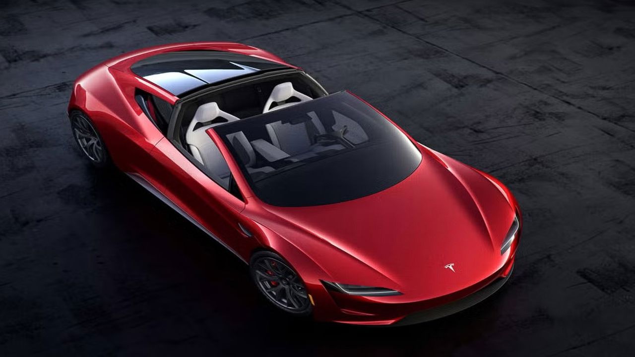 Tesla Roadster İçin Yeni Tarih Verildi